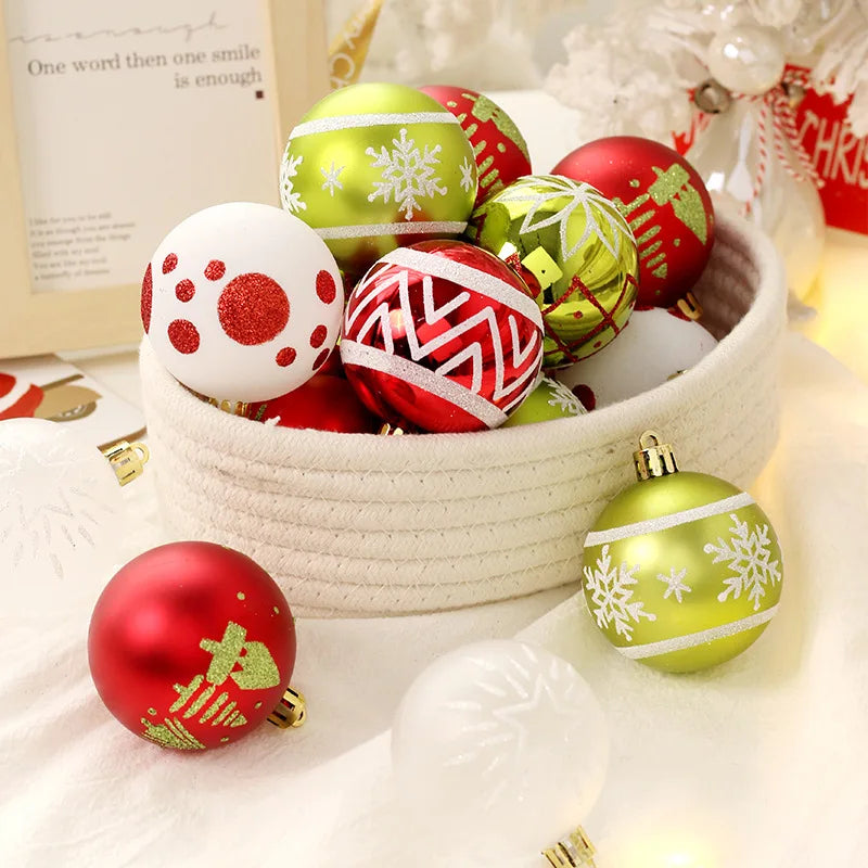 New Christmas Decorations 16 Red Green and White Ball Ornaments Christmas Tree Hanging Decorations Home Party Decorative Pieces