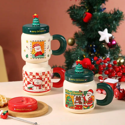 Christmas gifts: Ceramic cups with LIDS, spoons, cartoon mugs, high appearance level, creative New Year gifts and souvenirs