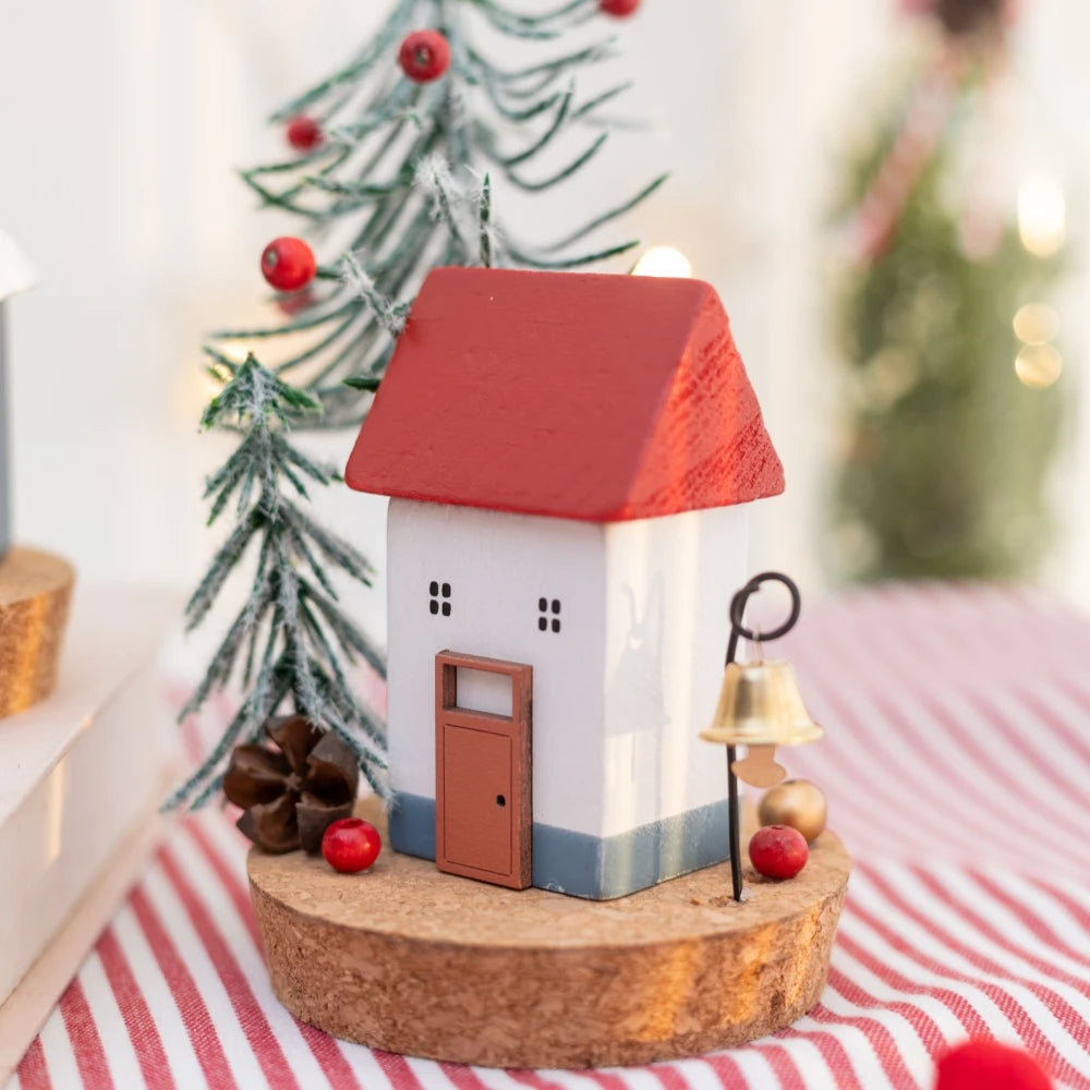 Christmas Tabletop Decorations Winter Wooden House with Mini Artificial Trees Sign Home Room Living Room Decorations Ornaments