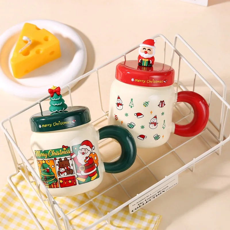 New Christmas gifts: Ceramic cups with LIDS, spoons, cartoon mugs, high appearance level, creative New Year gifts and souvenirs