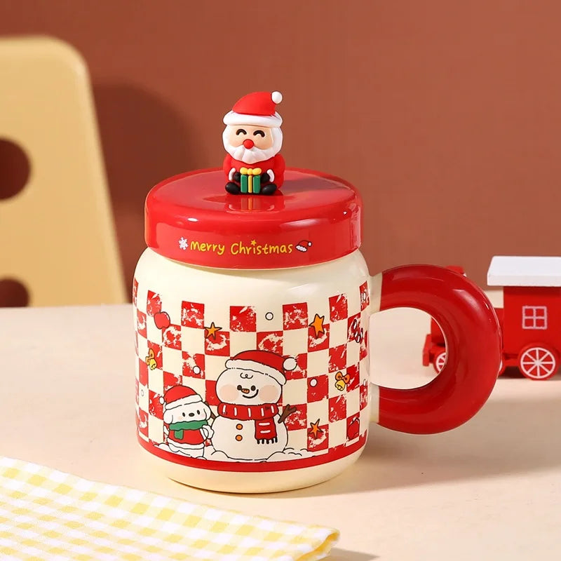 New Christmas gifts: Ceramic cups with LIDS, spoons, cartoon mugs, high appearance level, creative New Year gifts and souvenirs