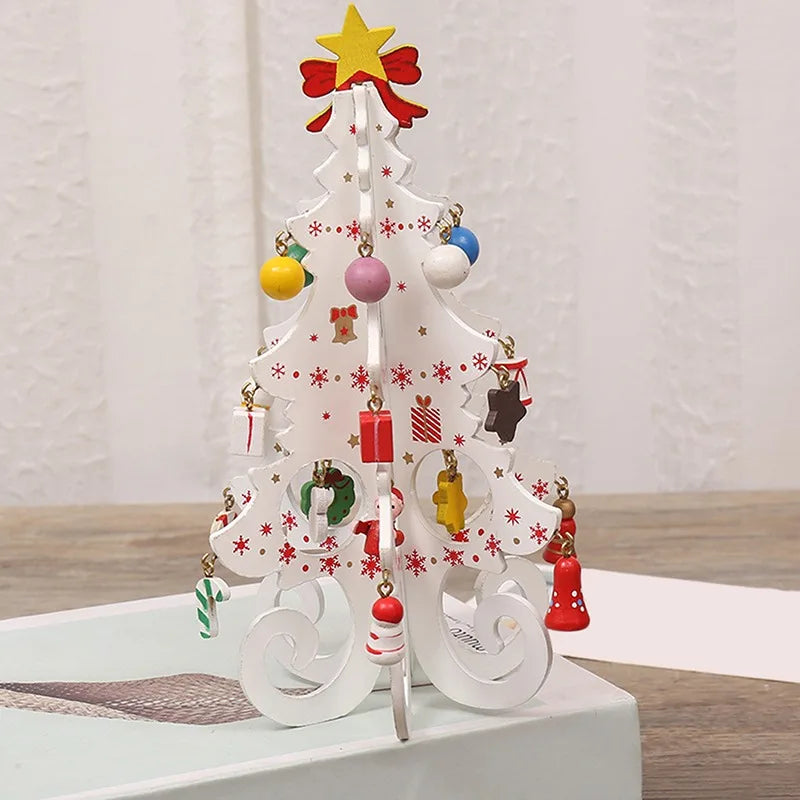 Christmas Tree Children's Handmade DIY Stereo Wooden Christmas Tree Scene Layout  Decorations Ornaments （Pendant randomly）