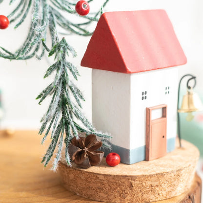 Christmas Tabletop Decorations Winter Wooden House with Mini Artificial Trees Sign Home Room Living Room Decorations Ornaments