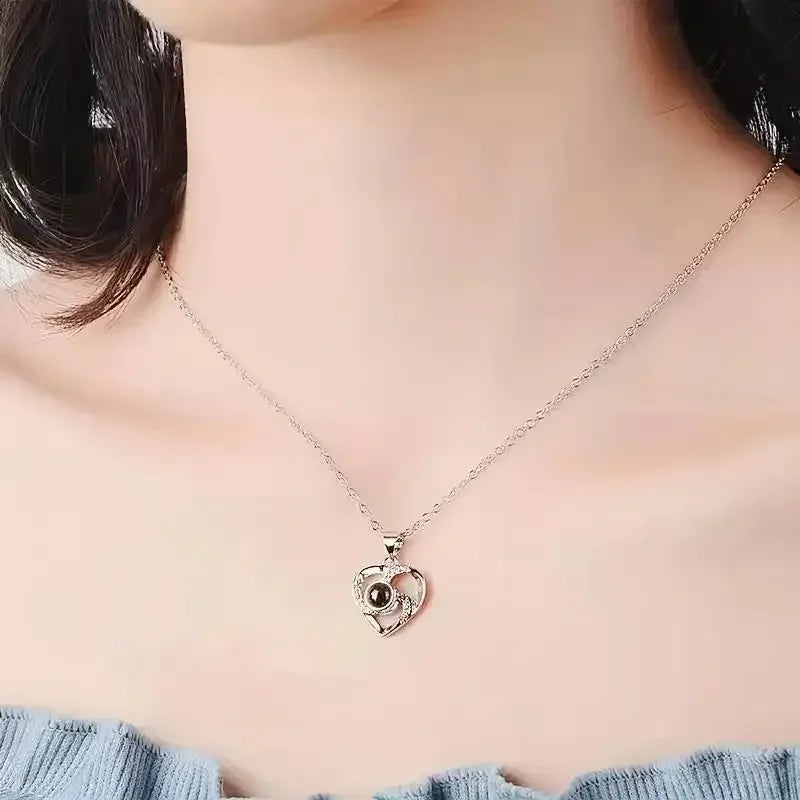 1 Set Artificial Flower Gift Box with I Love You Necklace - Christmas, Valentines Day, Mothers Day,  Anniversary, Birthday Gifts