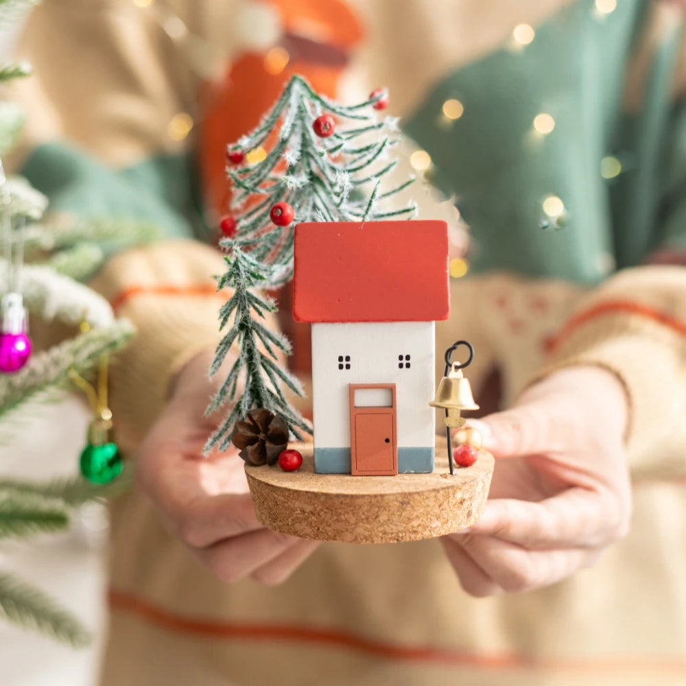 Christmas Tabletop Decorations Winter Wooden House with Mini Artificial Trees Sign Home Room Living Room Decorations Ornaments